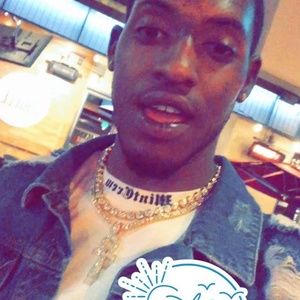 Meet your Posher, Malik